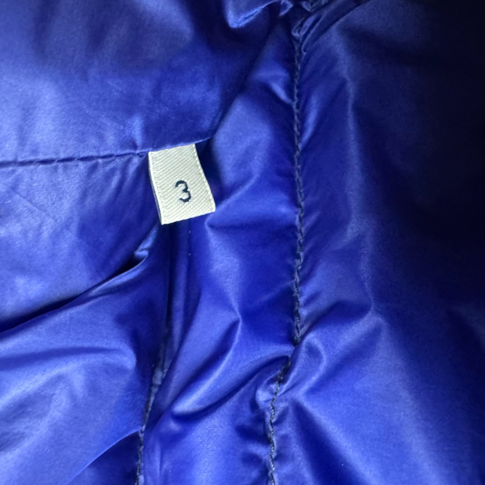 Men Moncler Vest - Picture 7 of 10